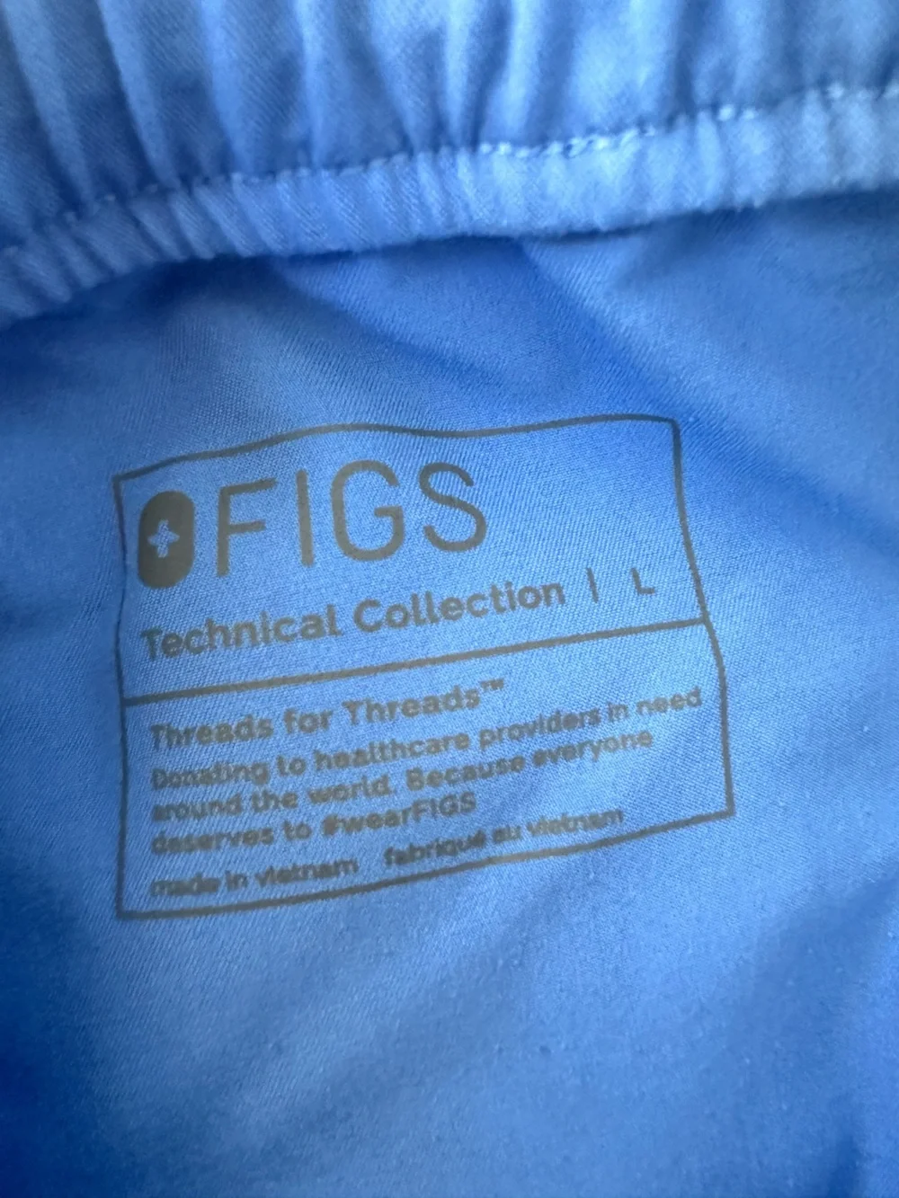 Figs Men's Tansen Jogger Scrub Pants in Ceil blue - Size L